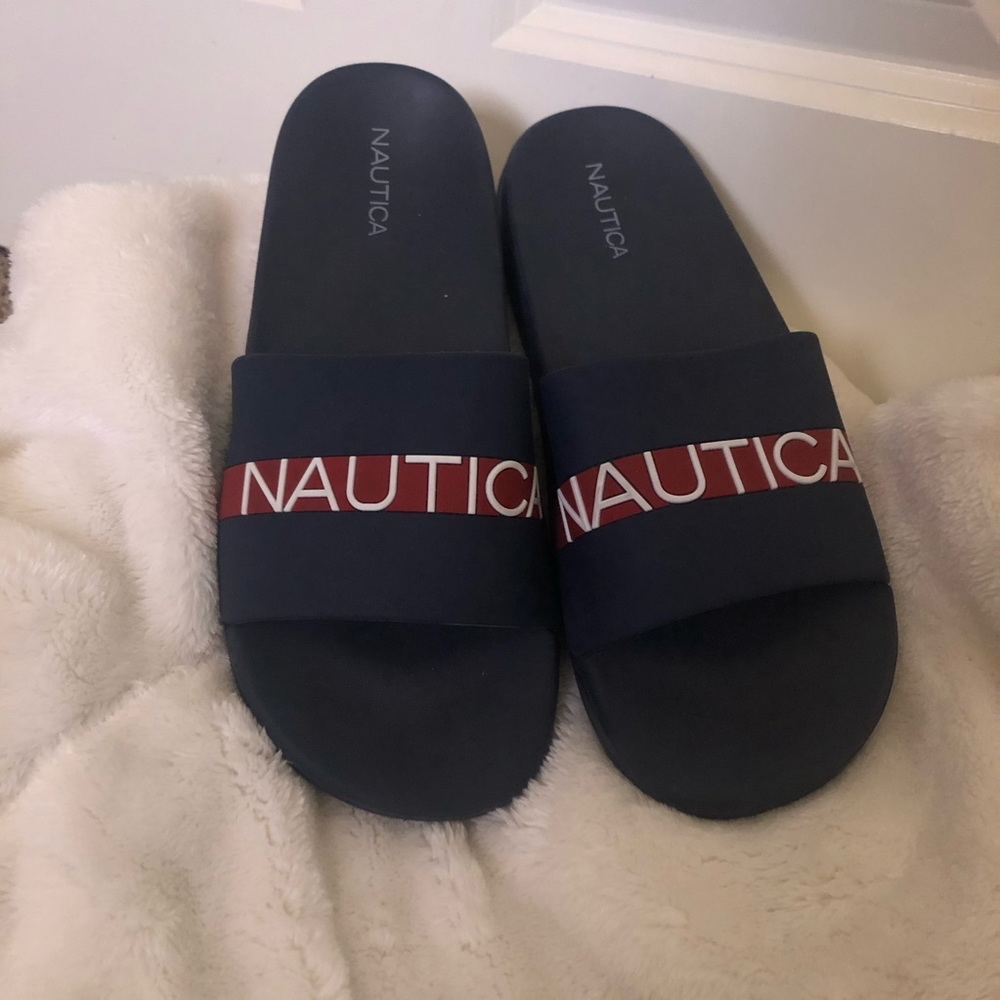 Nautica Flip Flops